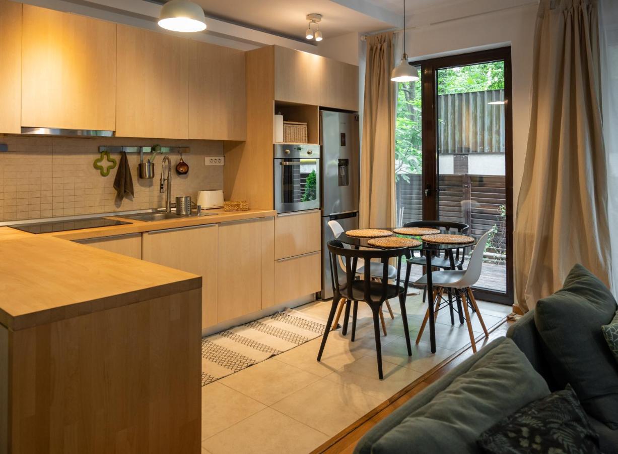 Green Corner Apartment Bucarest Exterior foto
